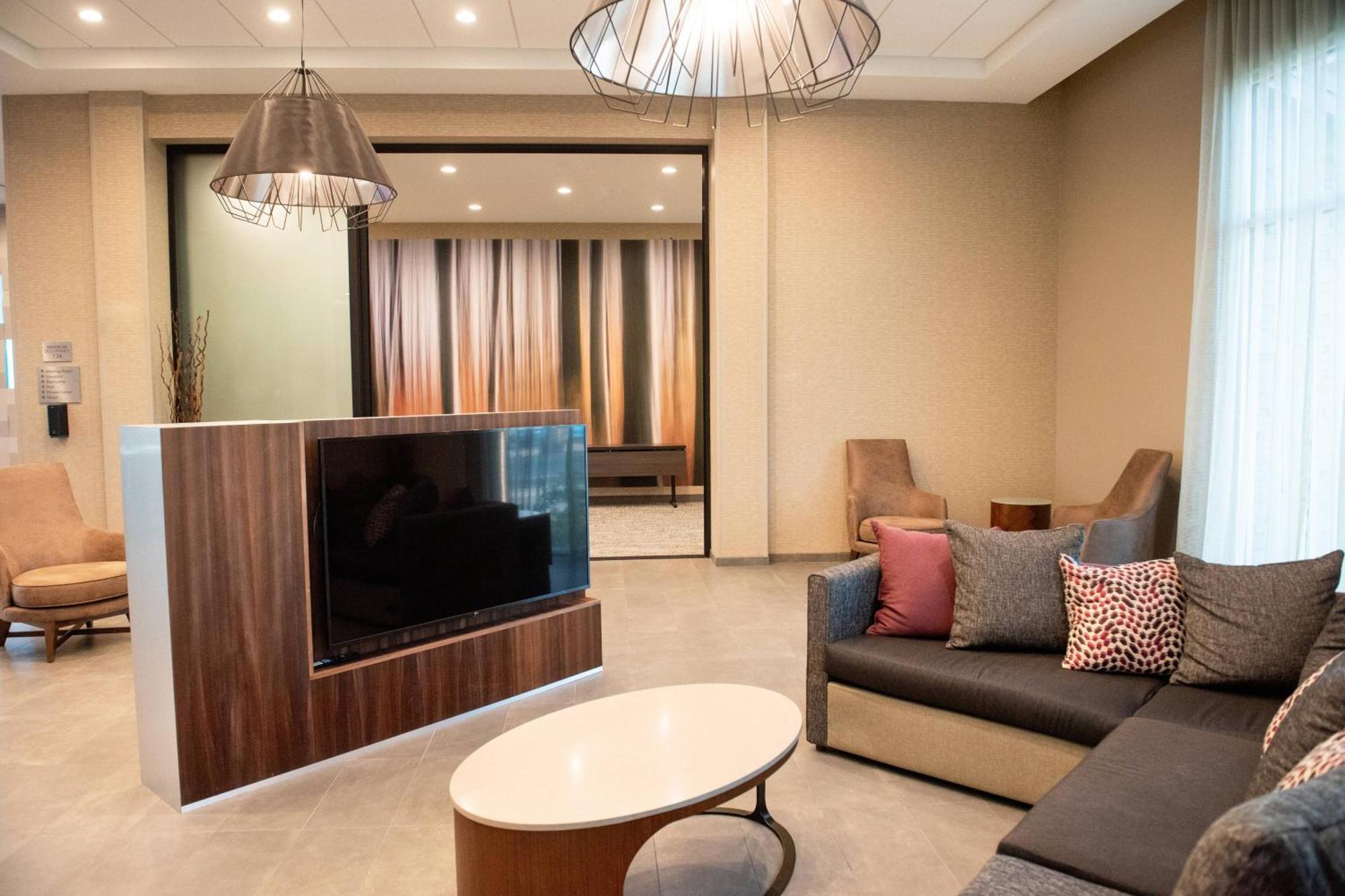Courtyard By Marriott Mesa At Wrigleyville West Exteriör bild
